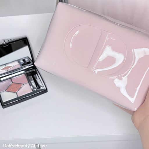 디올 아이섀도우 151 마시멜로 와 핑크 파우치