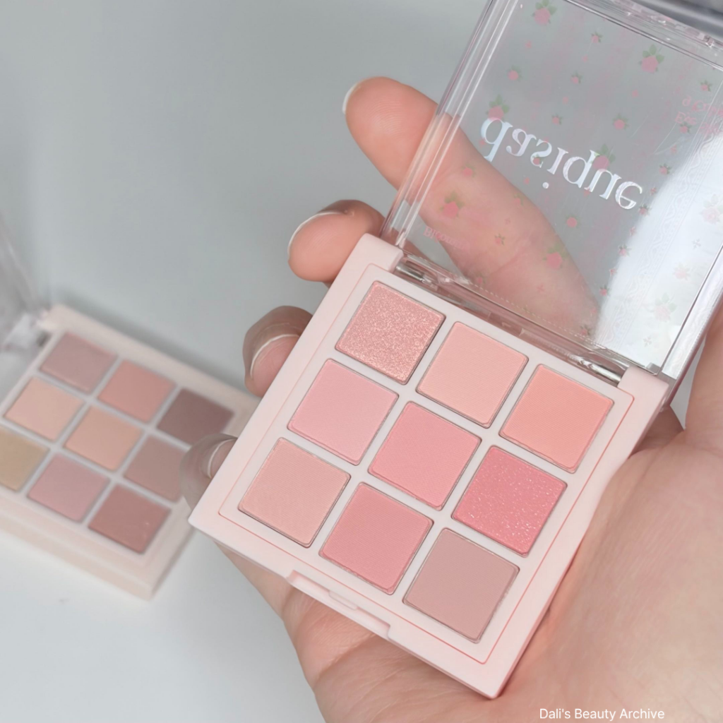 데이지크 섀도우 팔레트 로즈 코티지 미니 팔레트 